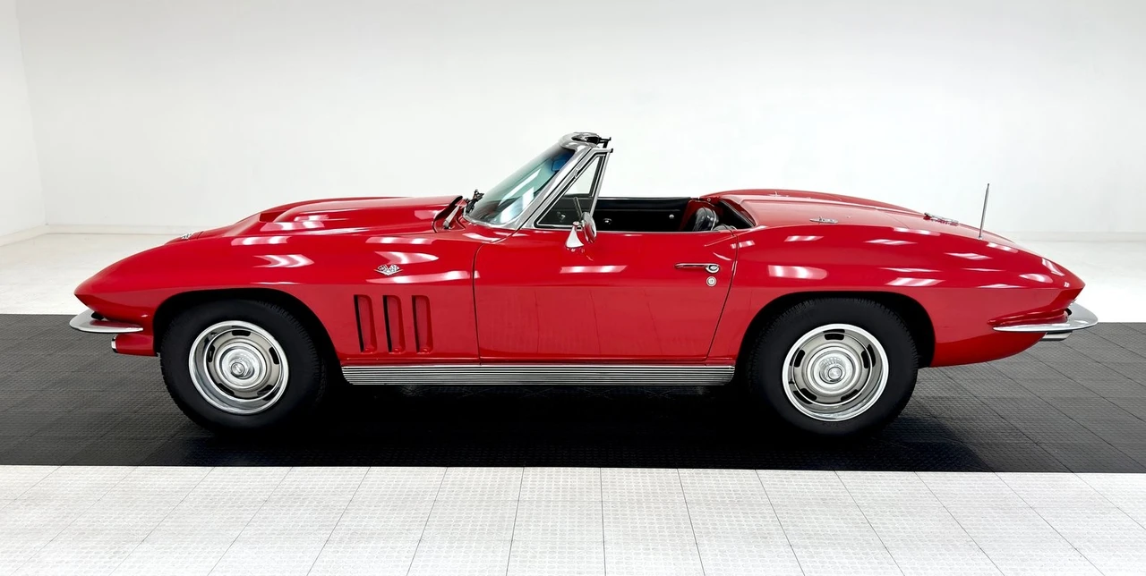1965 Chevrolet Corvette C2 - Image 4 of 31
