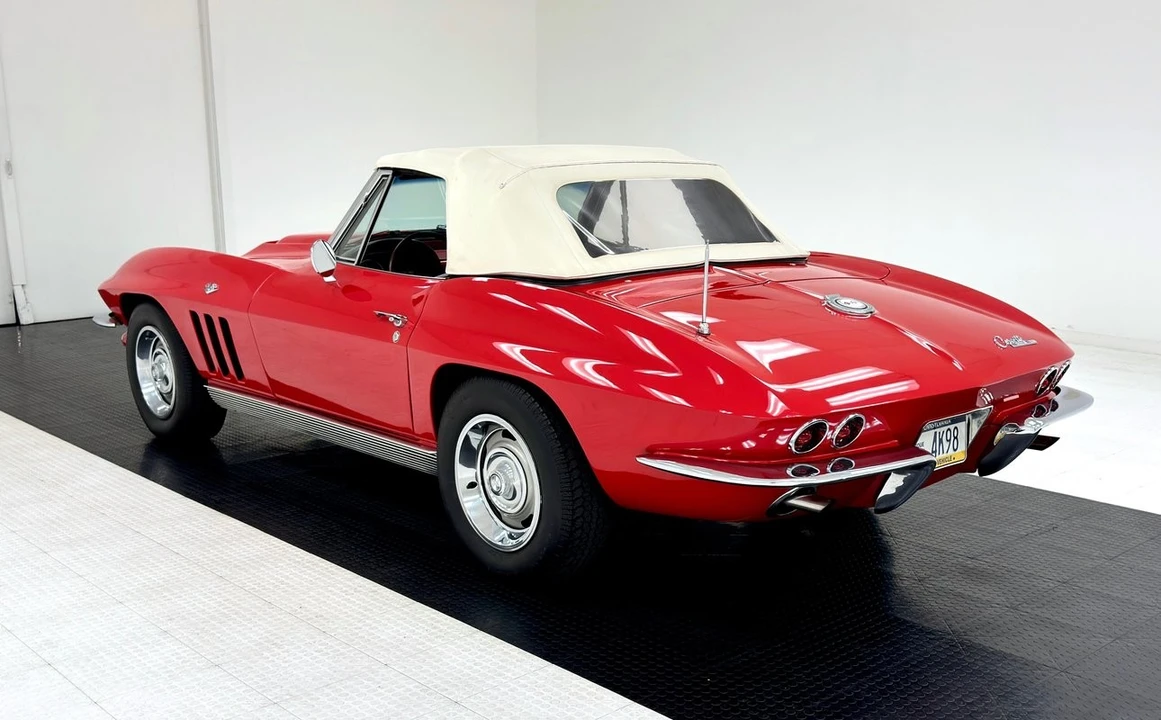 1965 Chevrolet Corvette C2 - Image 5 of 31