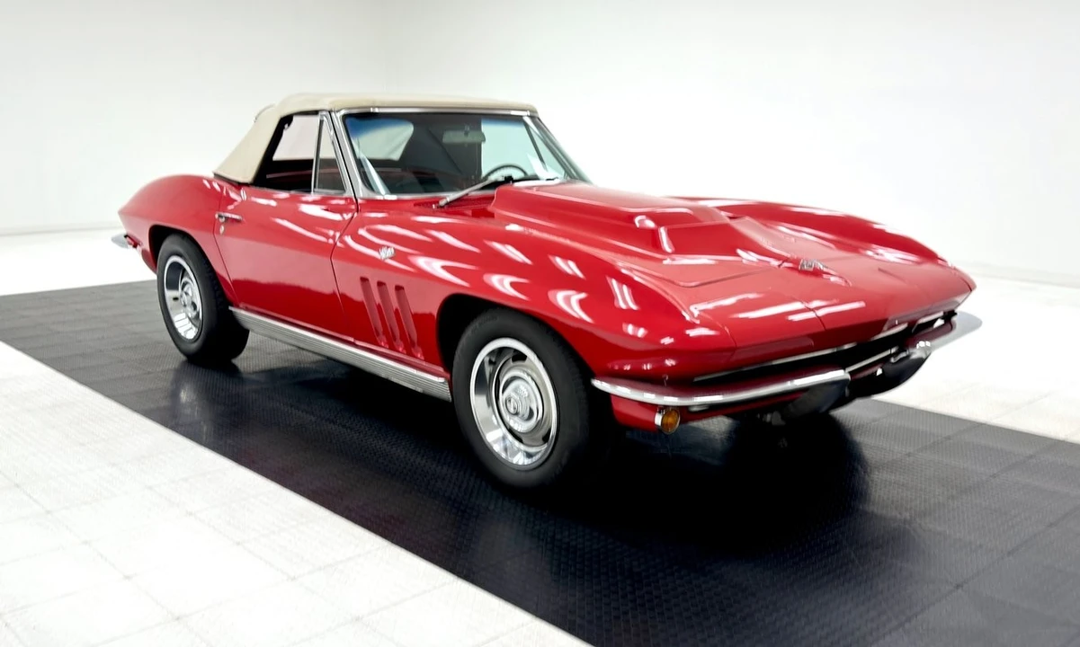 1965 Chevrolet Corvette C2 - Image 10 of 31