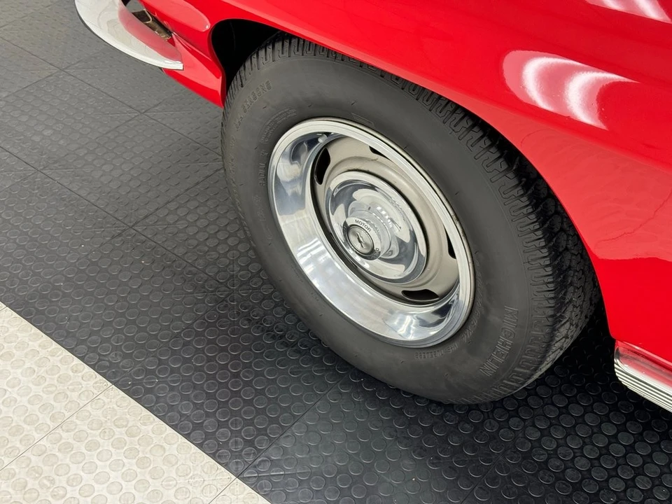 1965 Chevrolet Corvette C2 - Image 13 of 31