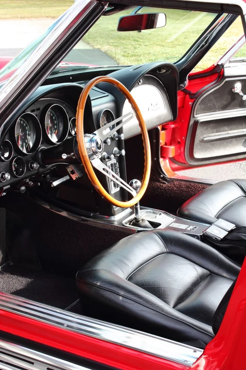 1965 Chevrolet Corvette C2 - Image 5 of 9