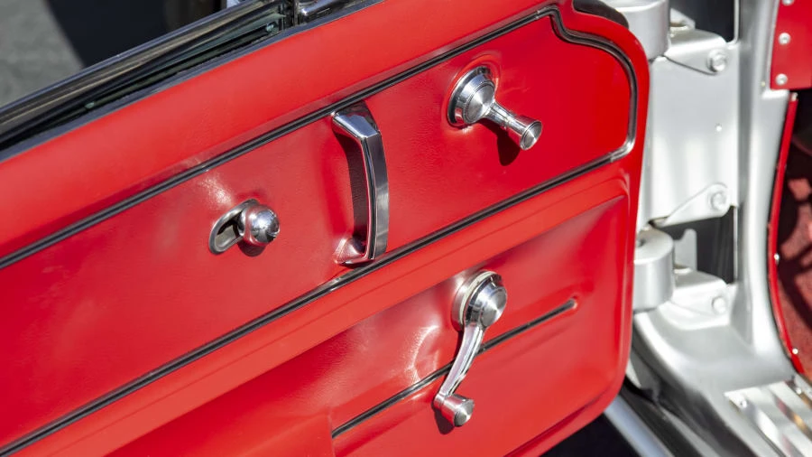 1965 Chevrolet Corvette C2 - Image 25 of 27