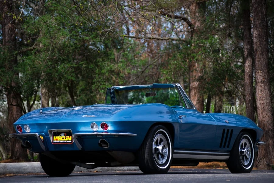 1965 Chevrolet Corvette C2 - Image 2 of 10