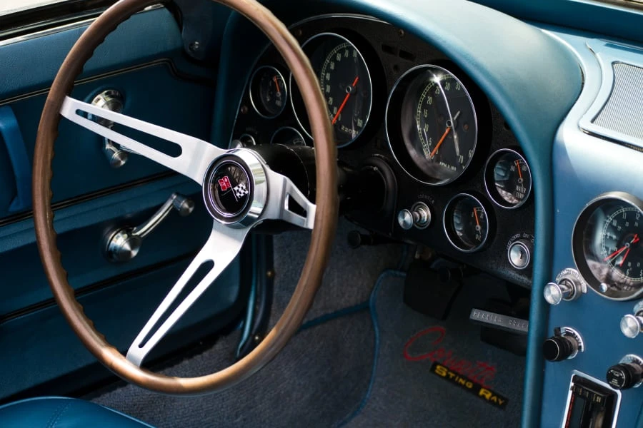 1965 Chevrolet Corvette C2 - Image 3 of 10