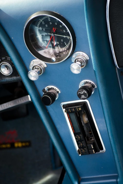 1965 Chevrolet Corvette C2 - Image 5 of 10