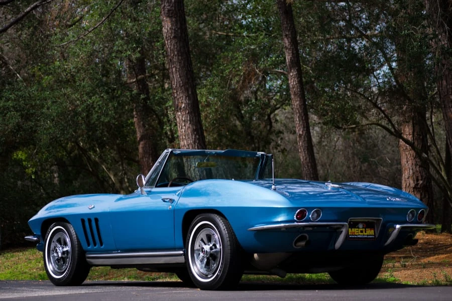 1965 Chevrolet Corvette C2 - Image 9 of 10
