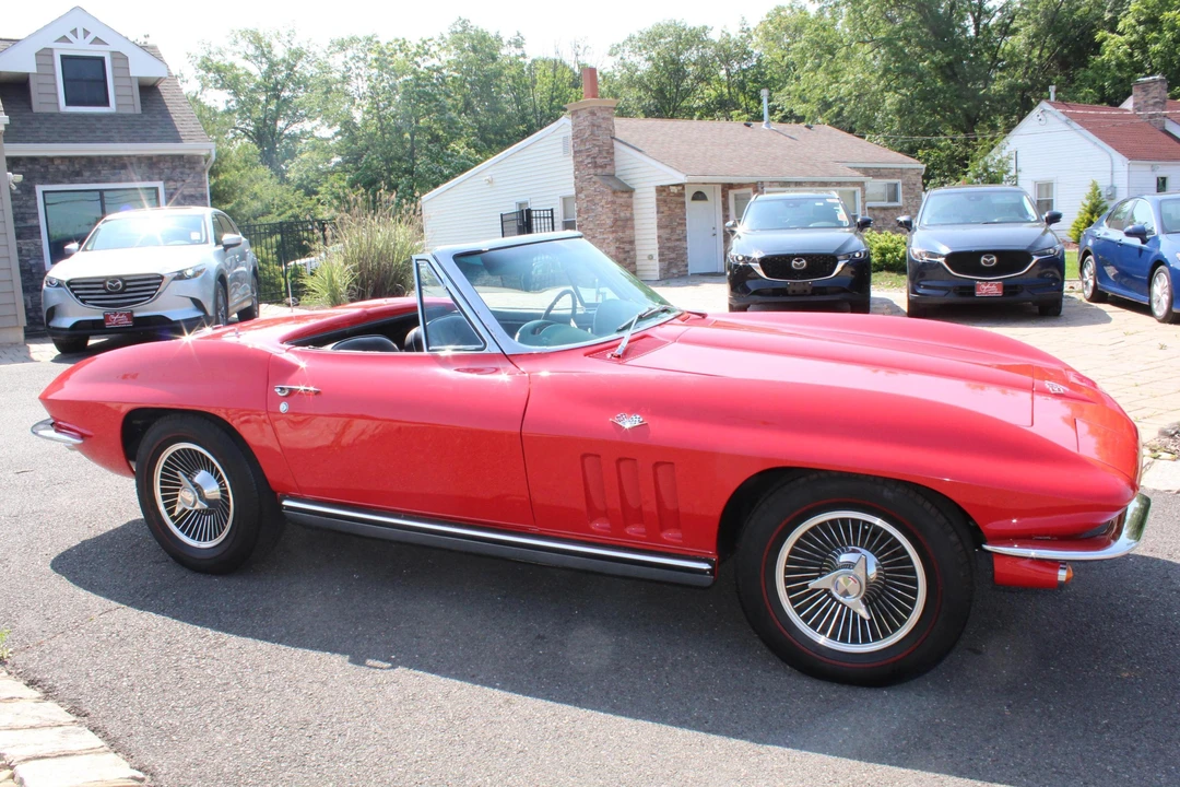 1965 Chevrolet Corvette C2 - Image 3 of 12