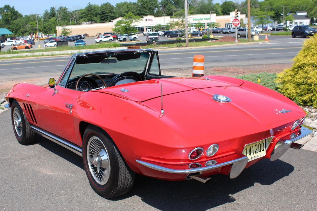 1965 Chevrolet Corvette C2 - Image 4 of 12