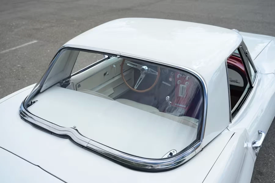 1965 Chevrolet Corvette C2 - Image 23 of 31