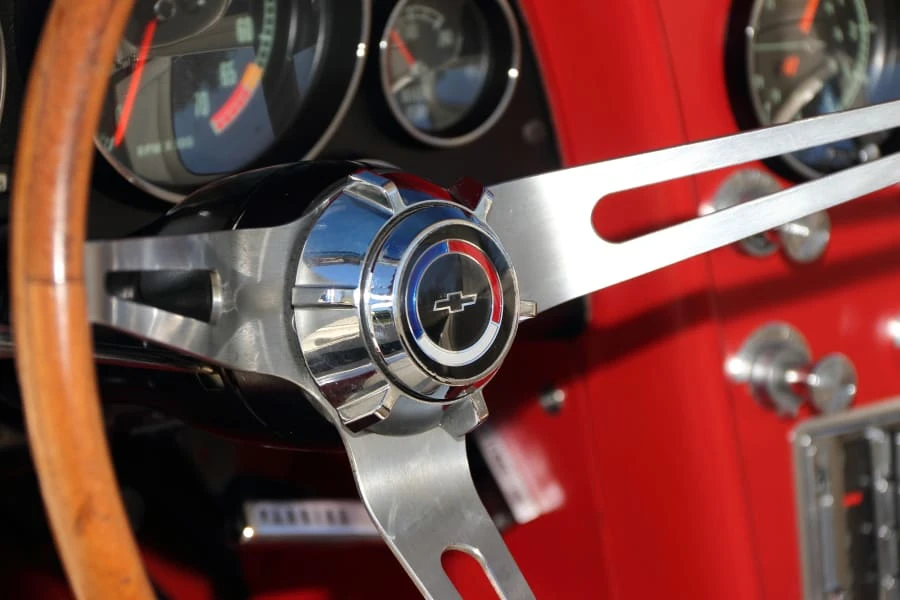 1965 Chevrolet Corvette C2 - Image 24 of 31
