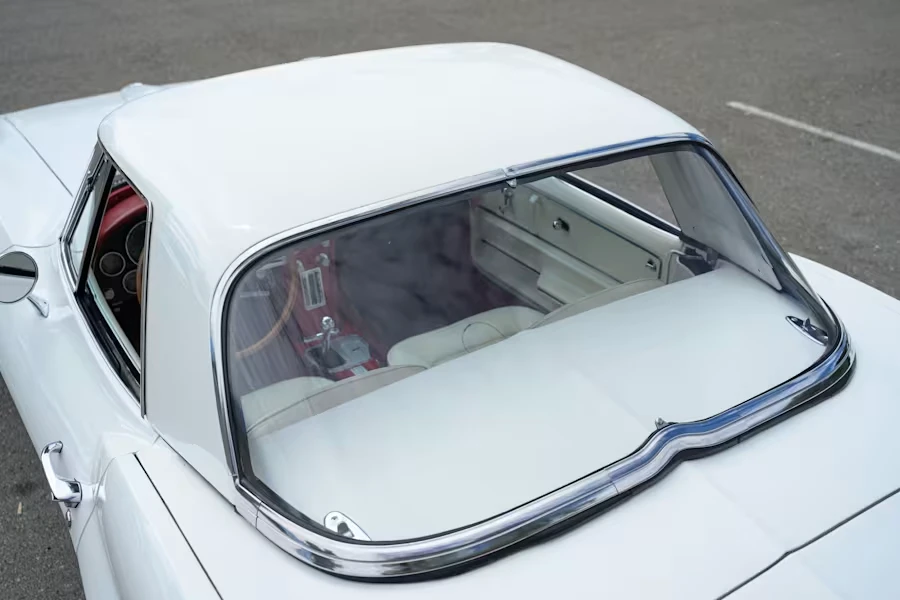 1965 Chevrolet Corvette C2 - Image 10 of 31