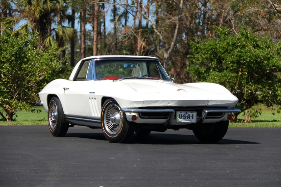 1965 Chevrolet Corvette C2 - Image 16 of 31