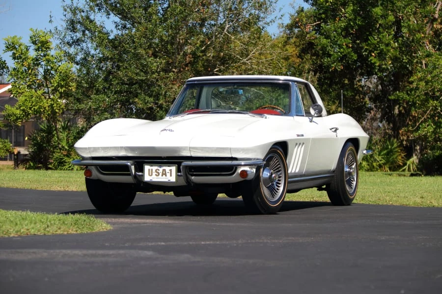 1965 Chevrolet Corvette C2 - Image 14 of 31