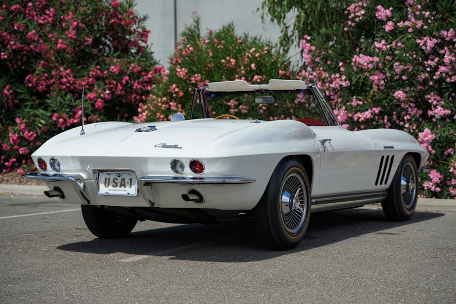 1965 Chevrolet Corvette C2 - Image 3 of 31