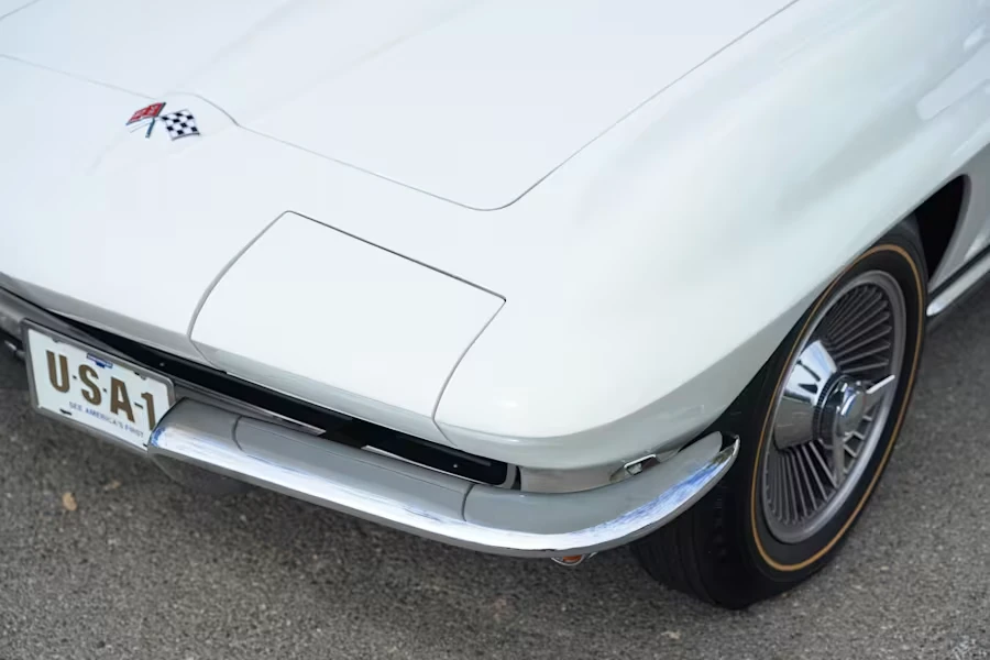 1965 Chevrolet Corvette C2 - Image 13 of 31