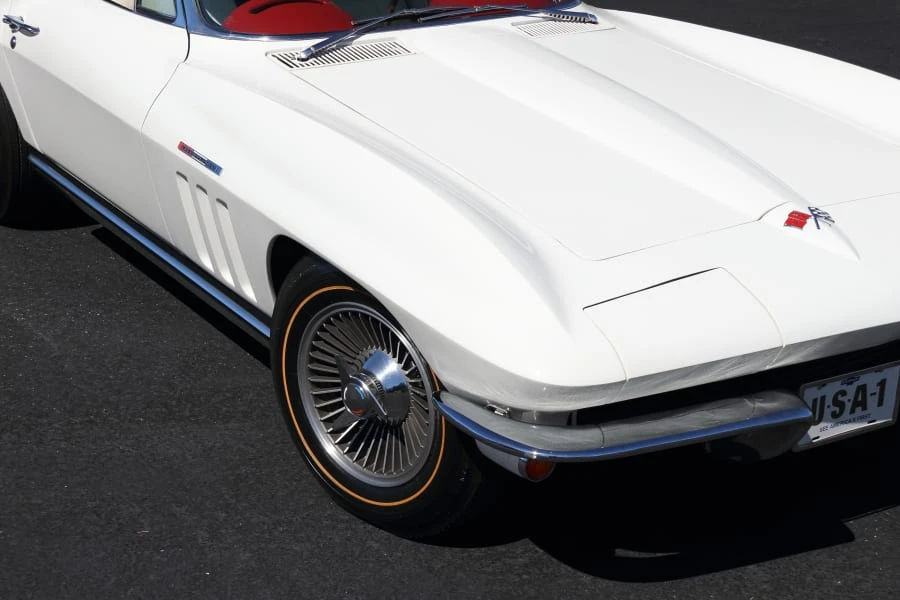 1965 Chevrolet Corvette C2 - Image 18 of 31