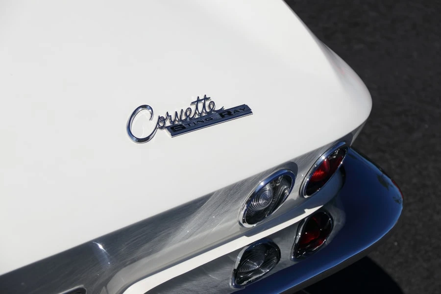 1965 Chevrolet Corvette C2 - Image 11 of 31
