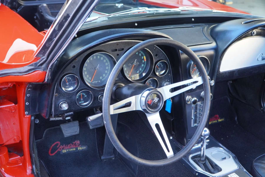 1965 Chevrolet Corvette C2 - Image 18 of 22