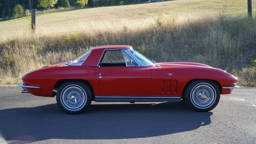 1965 Chevrolet Corvette C2 - Image 2 of 22
