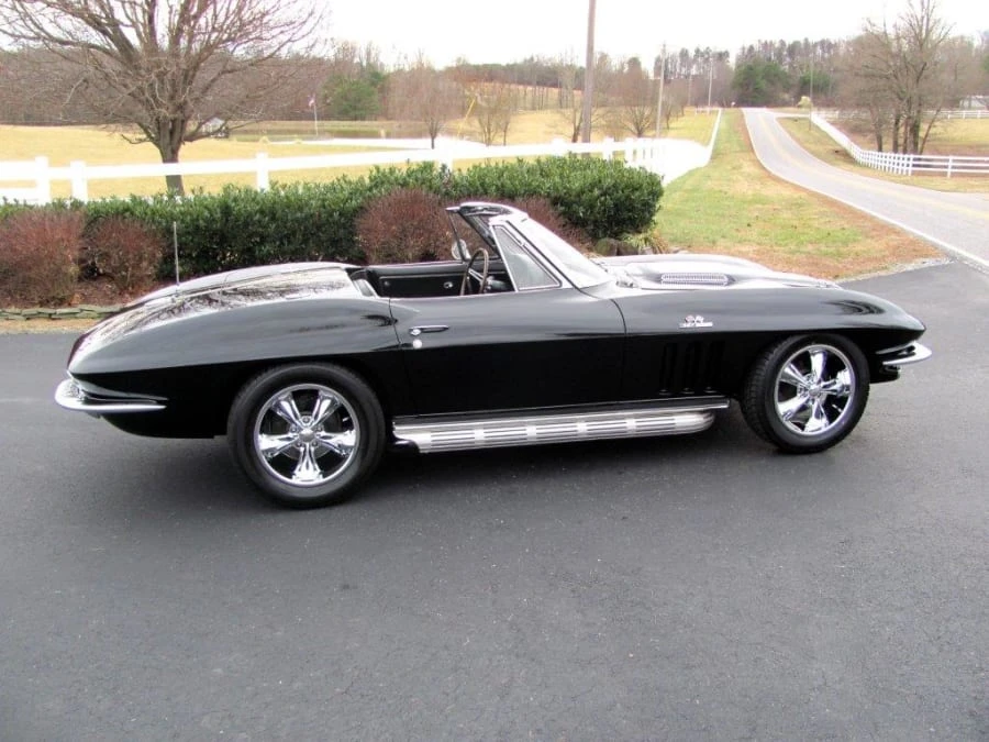 1965 Chevrolet Corvette C2 - Image 2 of 8