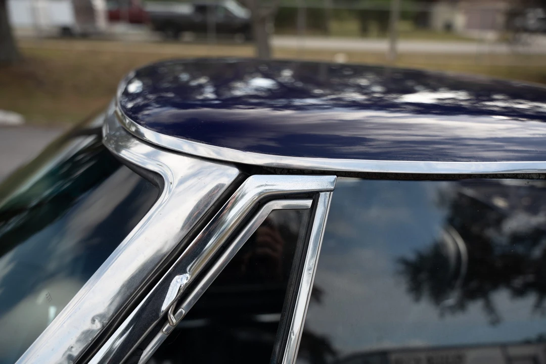 1965 Chevrolet Corvette C2 - Image 20 of 31