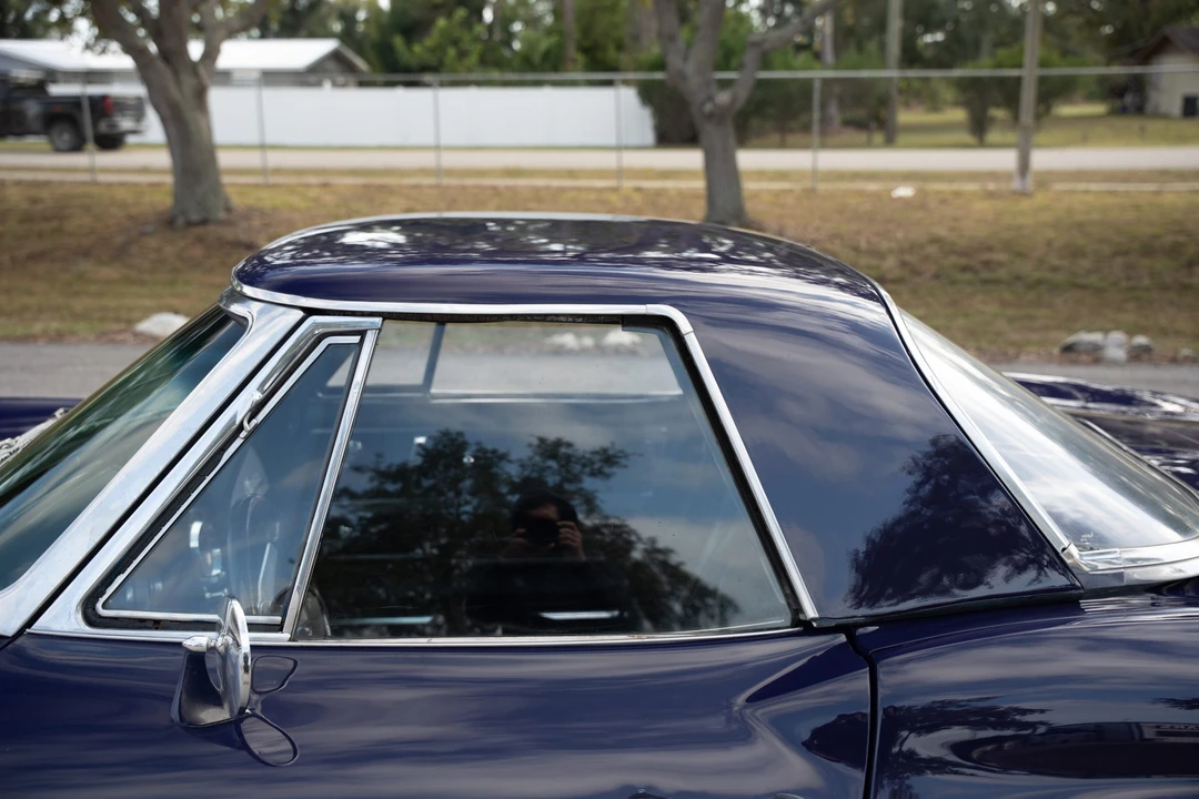 1965 Chevrolet Corvette C2 - Image 18 of 31