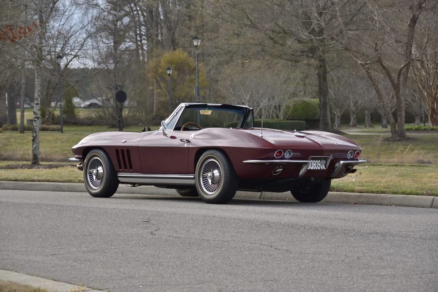 1965 Chevrolet Corvette C2 - Image 15 of 31
