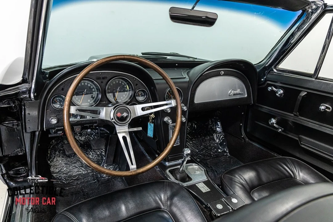 1965 Chevrolet Corvette C2 - Image 3 of 31