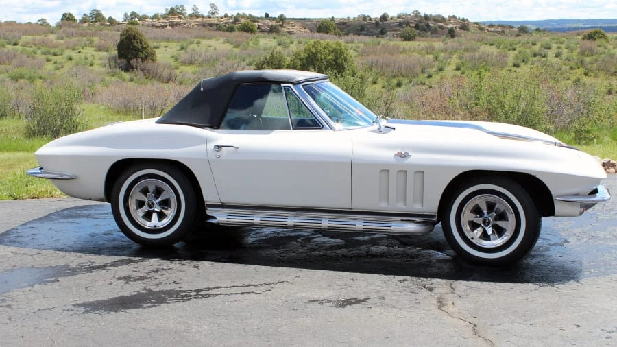 1965 Chevrolet Corvette C2 - Image 2 of 5