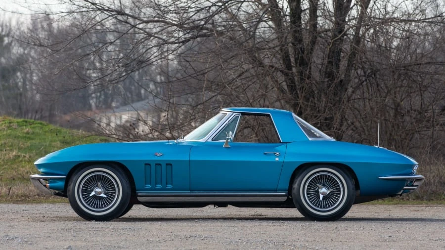 1965 Chevrolet Corvette C2 - Image 2 of 20