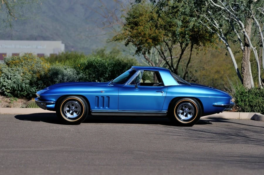1965 Chevrolet Corvette C2 - Image 2 of 12