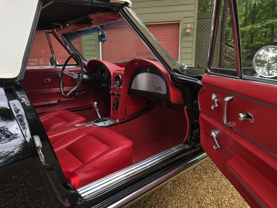 1965 Chevrolet Corvette C2 - Image 9 of 13