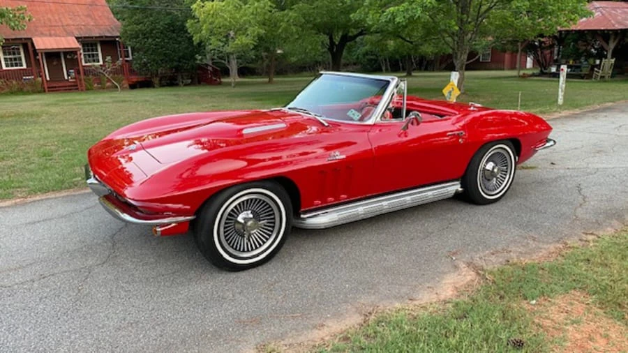 1965 Chevrolet Corvette C2 - Image 15 of 26