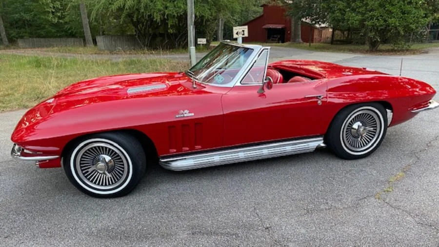 1965 Chevrolet Corvette C2 - Image 18 of 26