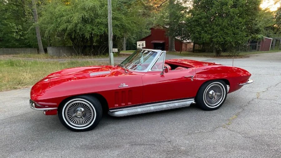 1965 Chevrolet Corvette C2 - Image 19 of 26