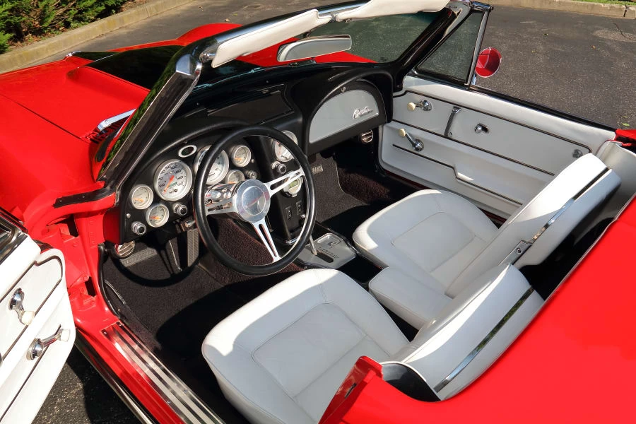 1965 Chevrolet Corvette C2 - Image 30 of 31