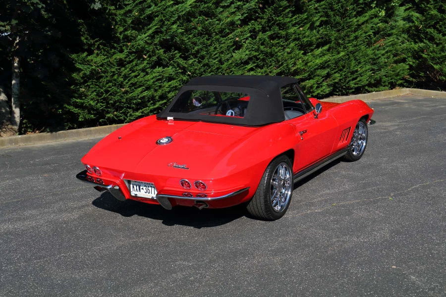 1965 Chevrolet Corvette C2 - Image 24 of 31