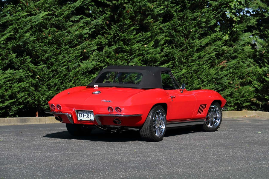 1965 Chevrolet Corvette C2 - Image 23 of 31