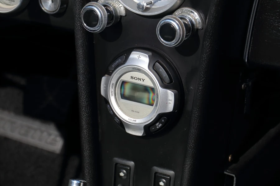 1965 Chevrolet Corvette C2 - Image 27 of 31
