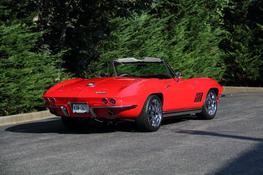 1965 Chevrolet Corvette C2 - Image 21 of 31