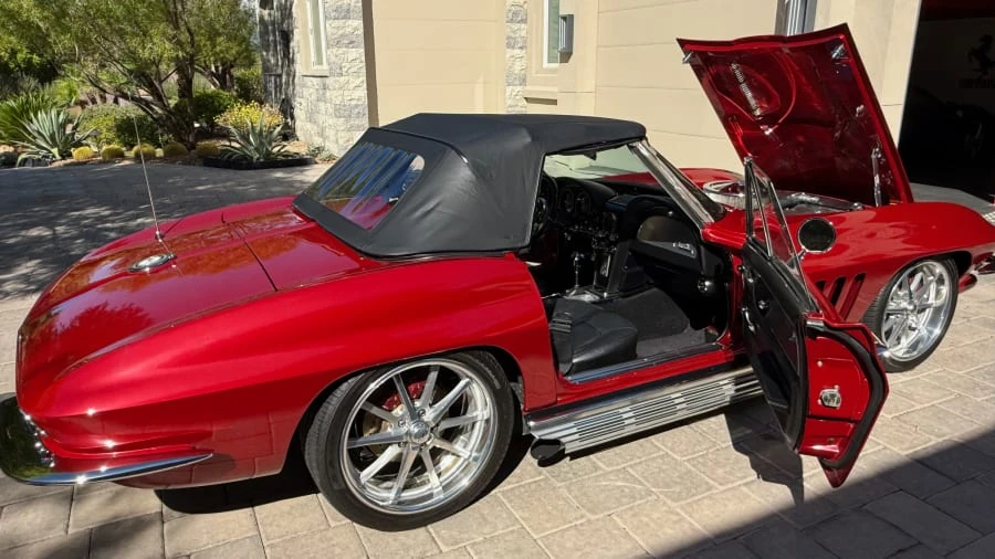 1965 Chevrolet Corvette C2 - Image 13 of 29