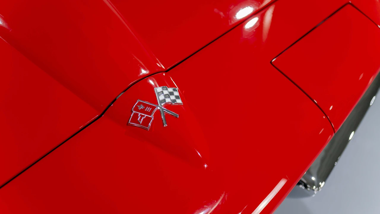 1965 Chevrolet Corvette C2 - Image 27 of 31