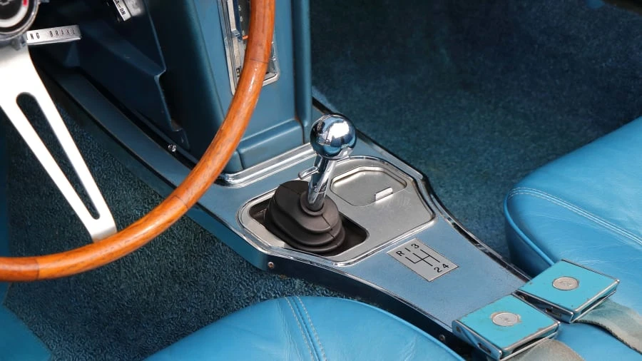 1965 Chevrolet Corvette C2 - Image 10 of 26
