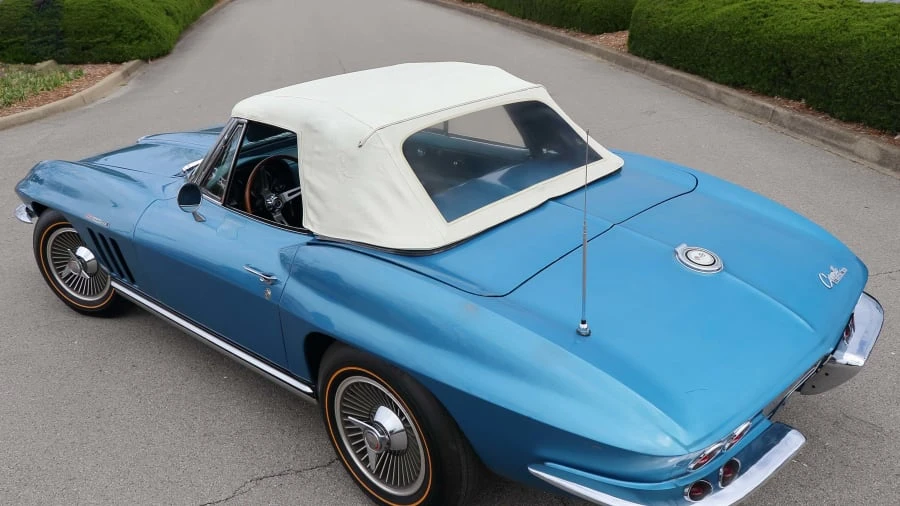 1965 Chevrolet Corvette C2 - Image 18 of 26