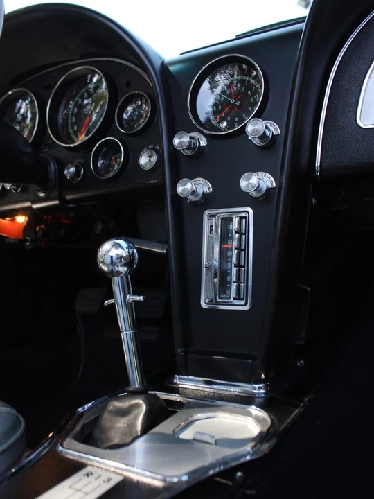 1965 Chevrolet Corvette C2 - Image 7 of 12