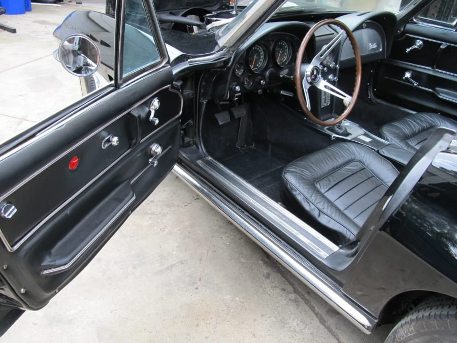 1965 Chevrolet Corvette C2 - Image 9 of 11