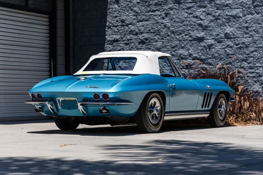 1965 Chevrolet Corvette C2 - Image 3 of 31