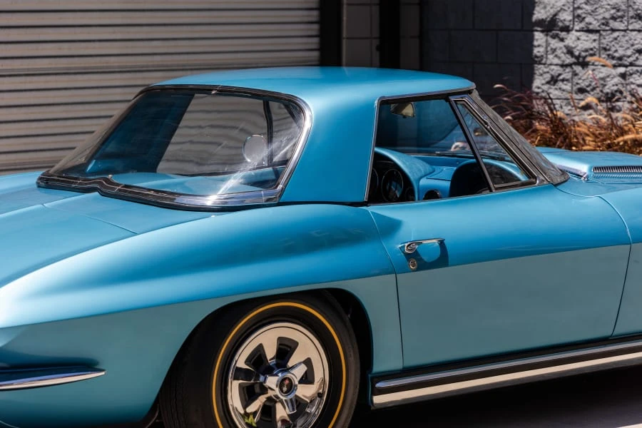 1965 Chevrolet Corvette C2 - Image 9 of 31
