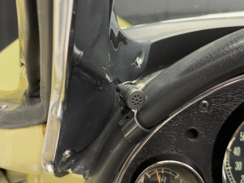 1965 Chevrolet Corvette C2 - Image 30 of 31