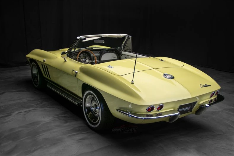 1965 Chevrolet Corvette C2 - Image 12 of 31